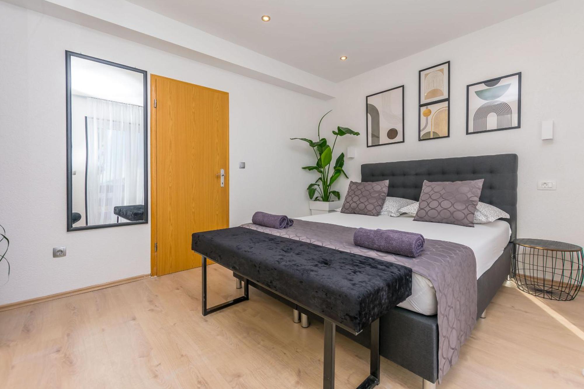 Apartments Mladen Duce Exterior photo