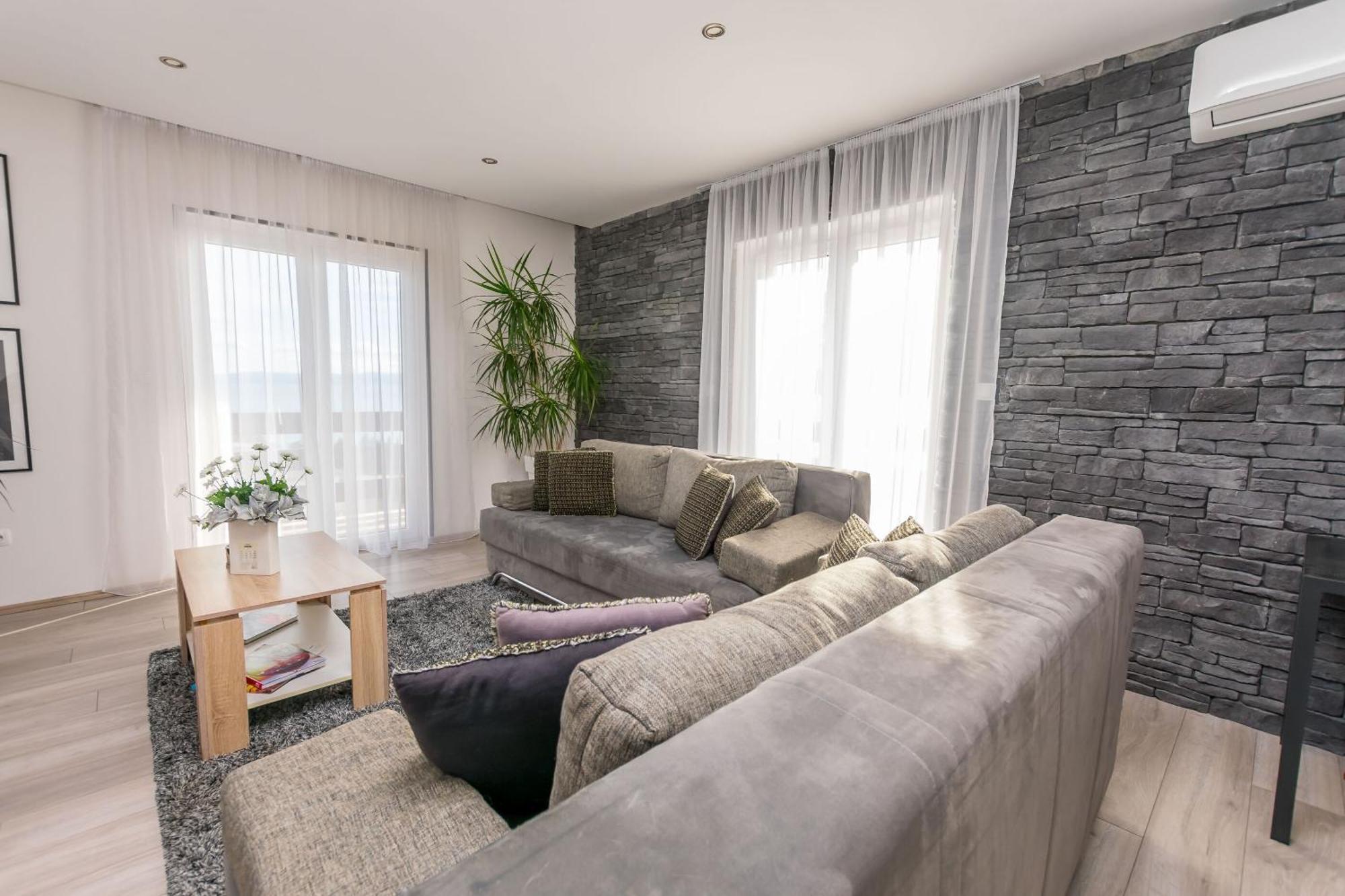 Apartments Mladen Duce Exterior photo