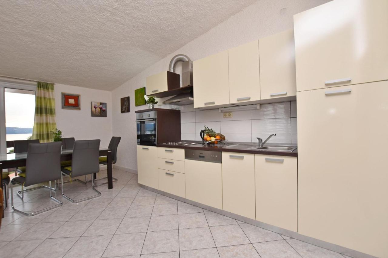 Apartments Mladen Duce Exterior photo