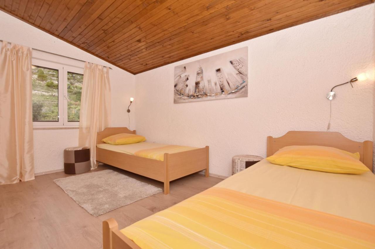 Apartments Mladen Duce Exterior photo
